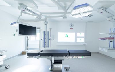 Construcciones Calderón construye quirófanos, la nueva Unidad de Neumología y el área de paritorios en el Hospital Virgen de las Nieves de Granada